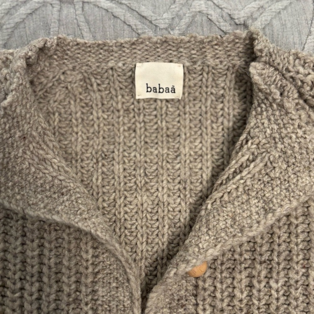 Babaa Cardigan No 5 in Mist - Picture 3 of 7